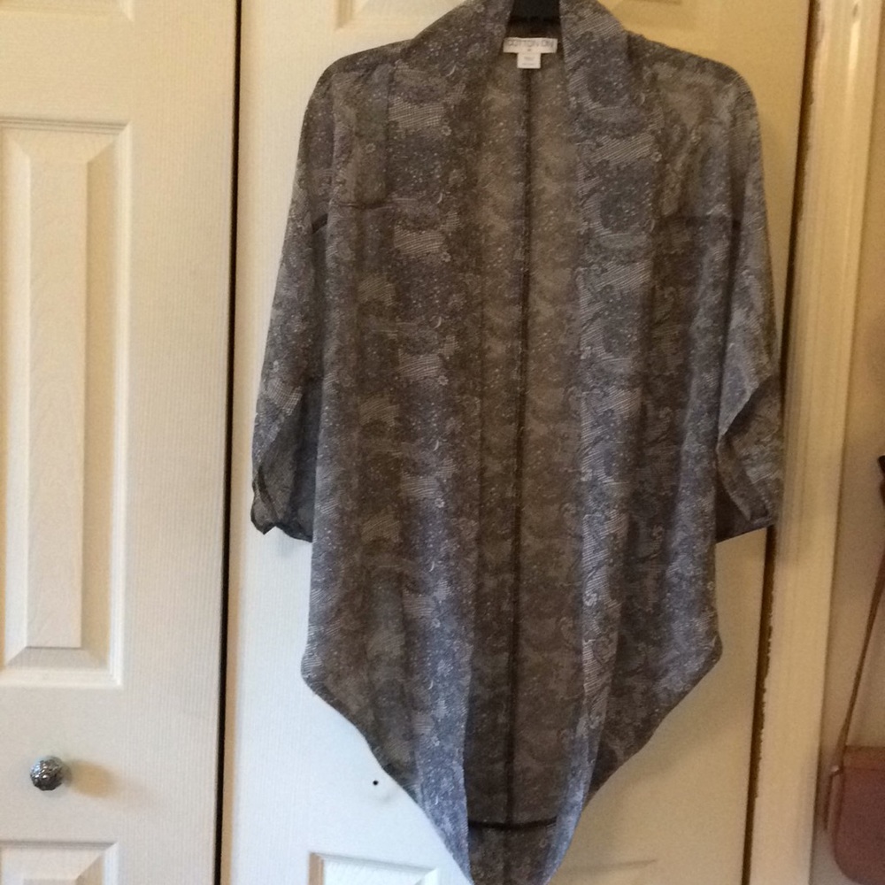 Black and cream kimono